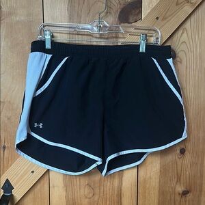 Under Armour Women’s Athletic Shorts Lightweight Performance Size Large